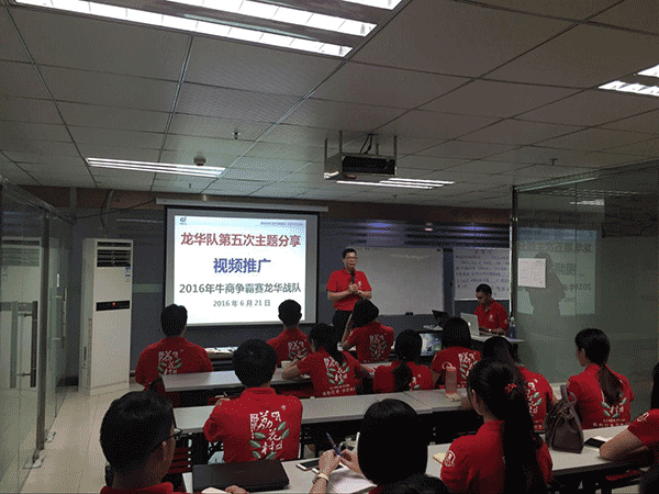 污草莓樱桃丝瓜秋葵榴莲黄瓜白狐激光