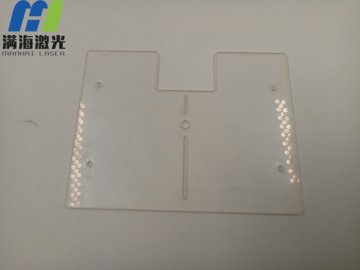 亞克力標識（shí）牌激（jī）光雕刻切（qiē）割加工