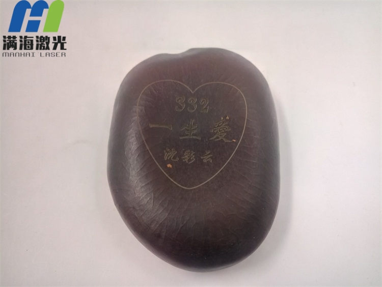 工藝紀（jì）念品個性（xìng）訂製激光雕刻（kè）加工