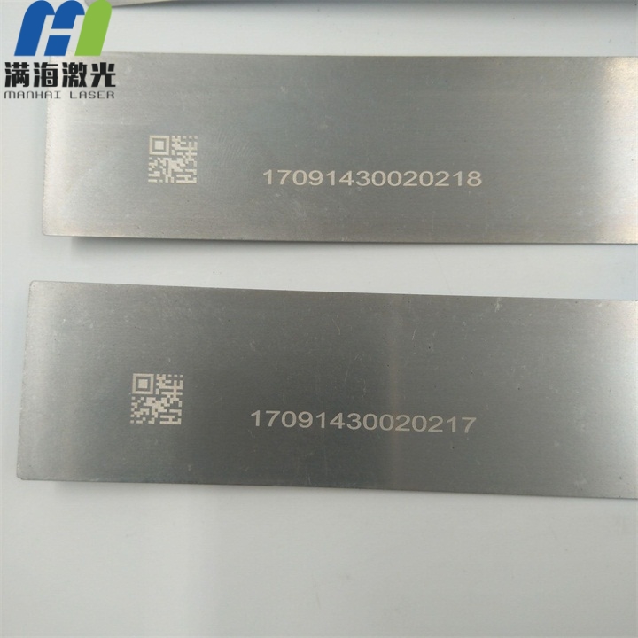 不（bú）鏽鋼片激光雕刻二維碼