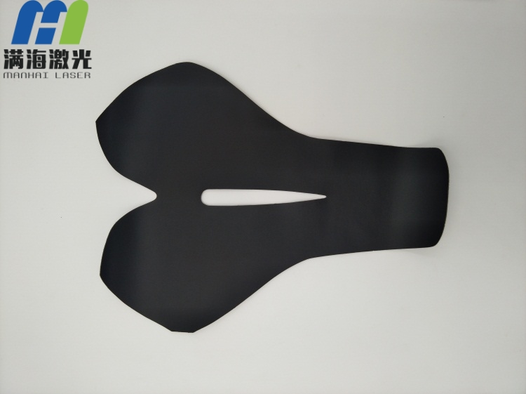 自行车（chē）真皮坐垫激光穿孔