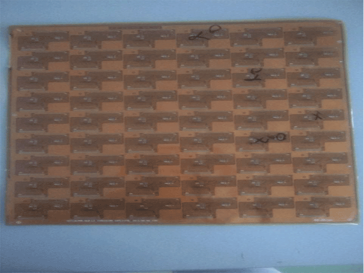 手（shǒu）機電路板配件（jiàn）紫光切割（gē）