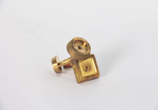 純銅袖口鈕激光刻（kè）字