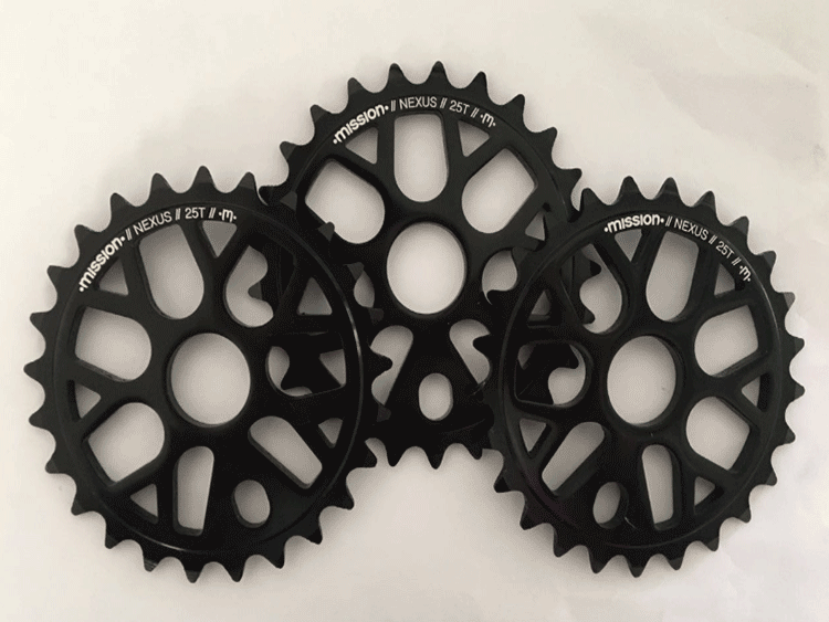 自（zì）行車配件齒盤激光刻字