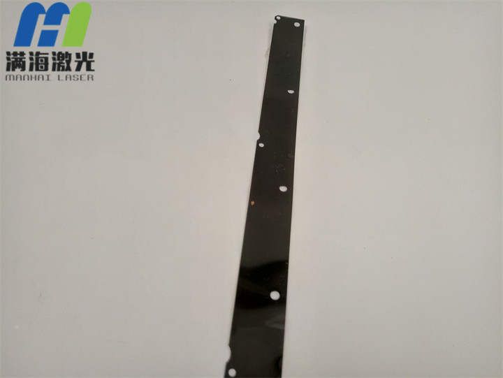 黑色（sè）塑膠片激光切割