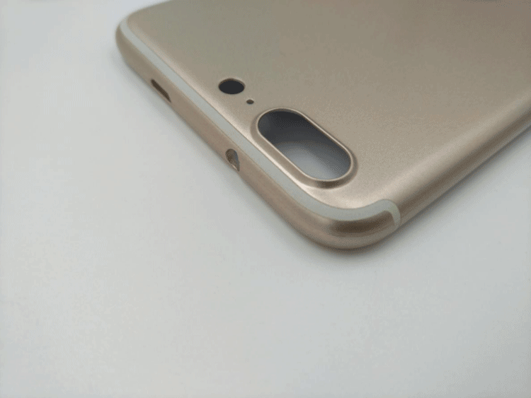 塑膠手機電池蓋激光打標