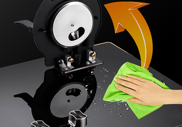 燃氣灶麵板爆裂原因（yīn）及解決方法！